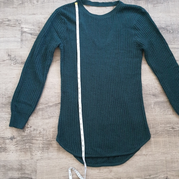 Hunter Green Cable Knit Tunic Sweater - Picture 5 of 9
